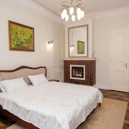 Del Rey Luxury Apartment Lviv Exterior photo