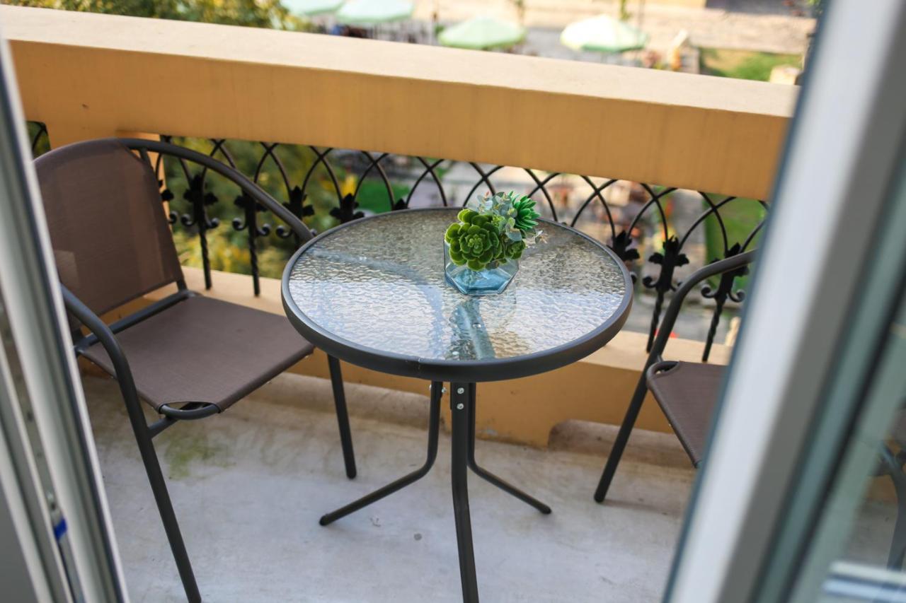 Del Rey Luxury Apartment Lviv Exterior photo